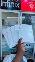 Tablette Huawei 10 pouces 16go ram 2go avec sim