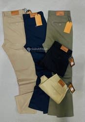 Kaki pantalon