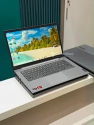Ordinateur Lenovo Thinkbook