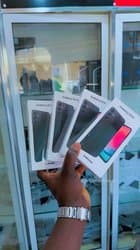 Samsung Galaxy a24 128go ram 4go